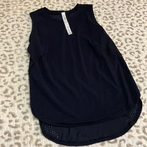 Lululemon workout tank
